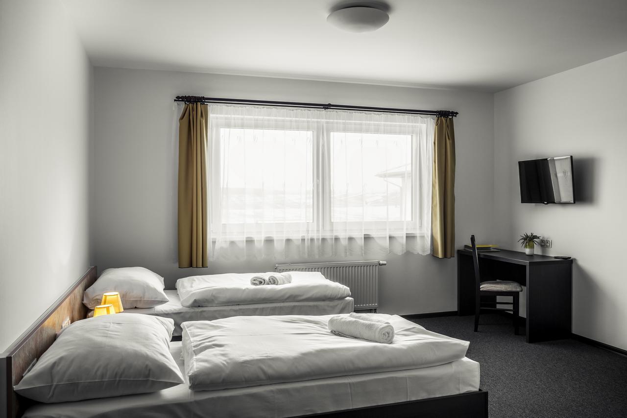 Hotel Na Farme Chotovice Room photo